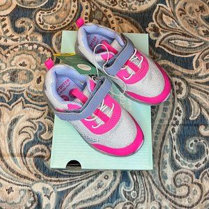 BNIB toddler Girl's StrideRite light up sneakers size 10 pink/purple/glitter